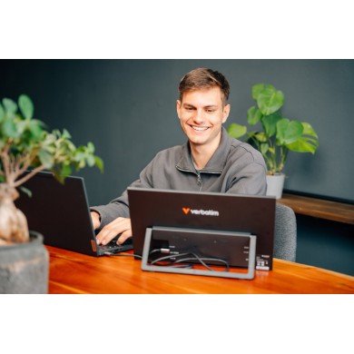 15.6&rdquo; Monitor Portabil VERBATIM Light 15.6&rdquo; / 4ms / Black