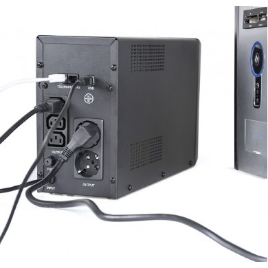 UPS EnerGenie EG-UPS-034 / 2000VA / 1200W